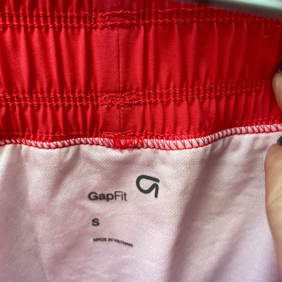 ❤️ GAPFIT GAP FIT RUNNING SHORTS SIZE SMALL - Picture 2 of 5
